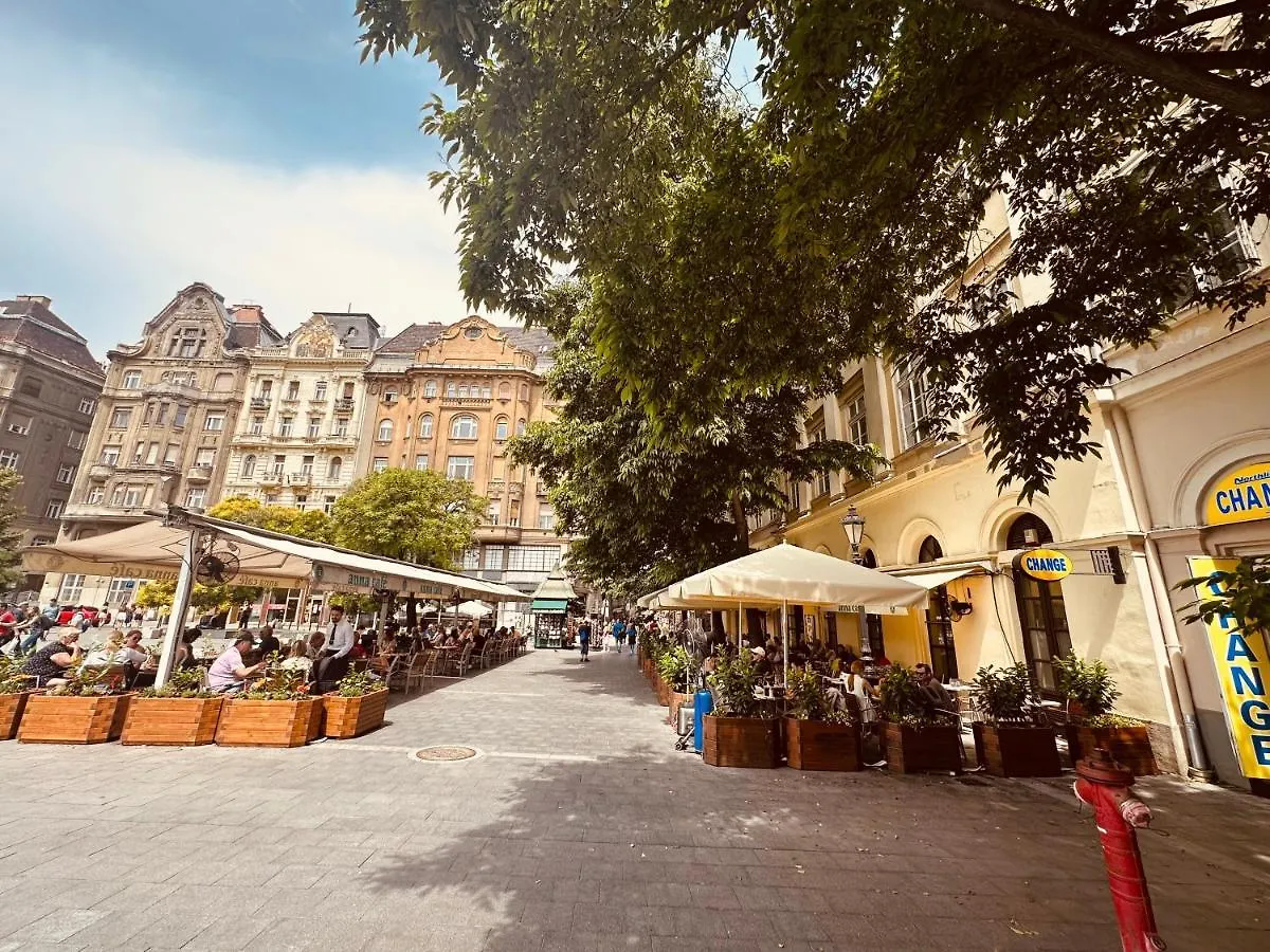 Merry Rooms Budapest