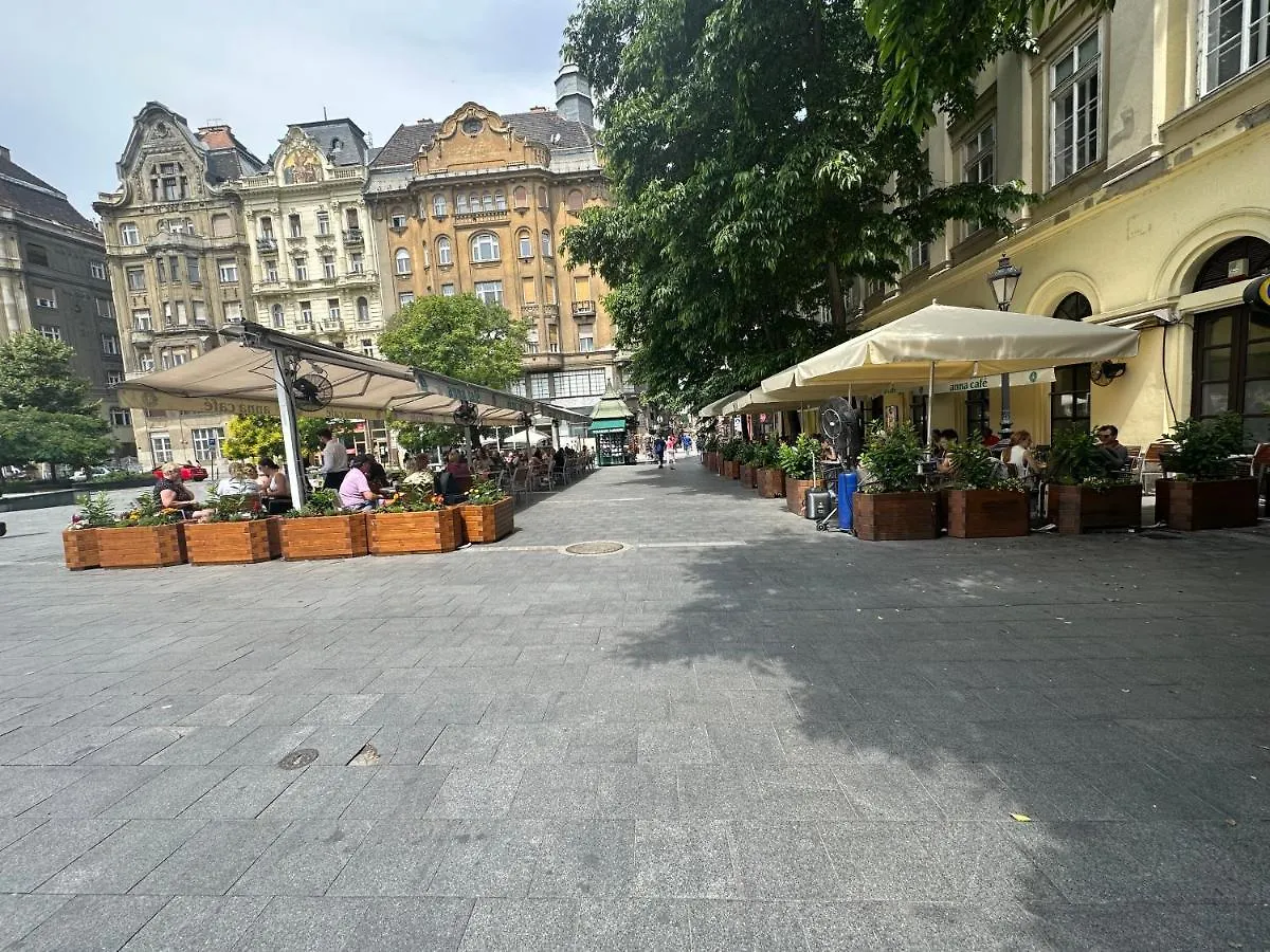 Aparthotel Merry Rooms Budapest